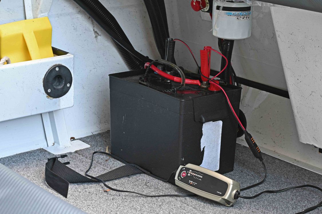 Comparing Top Marine Battery Chargers: Which One Suits Your Needs?